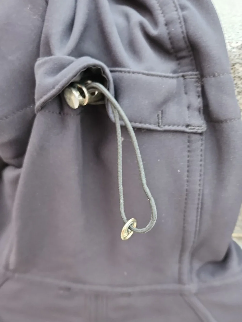 Lululemon Women’s Black Hooded Softshell Jacket size 8